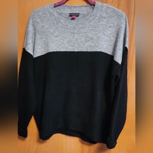 Womans Vince Camuto Sweater